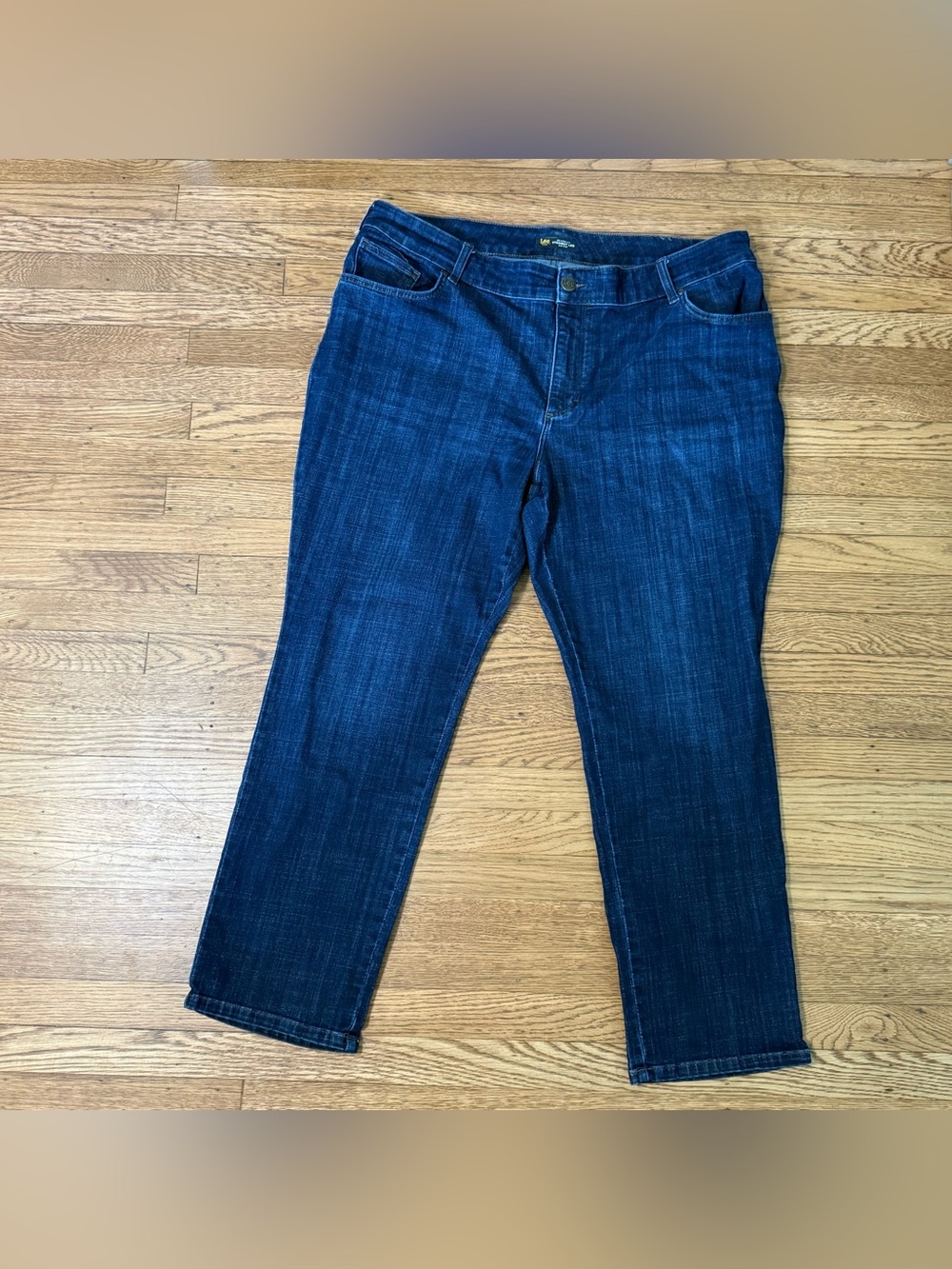 Lee Women's Dark Blue Straight Leg Jeans Mid Rise Denim size 22W